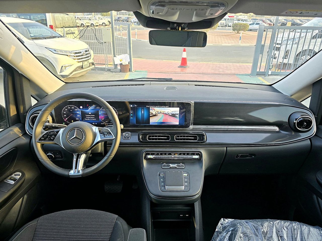 Car Image 2025 MERCEDES V  CLASS 