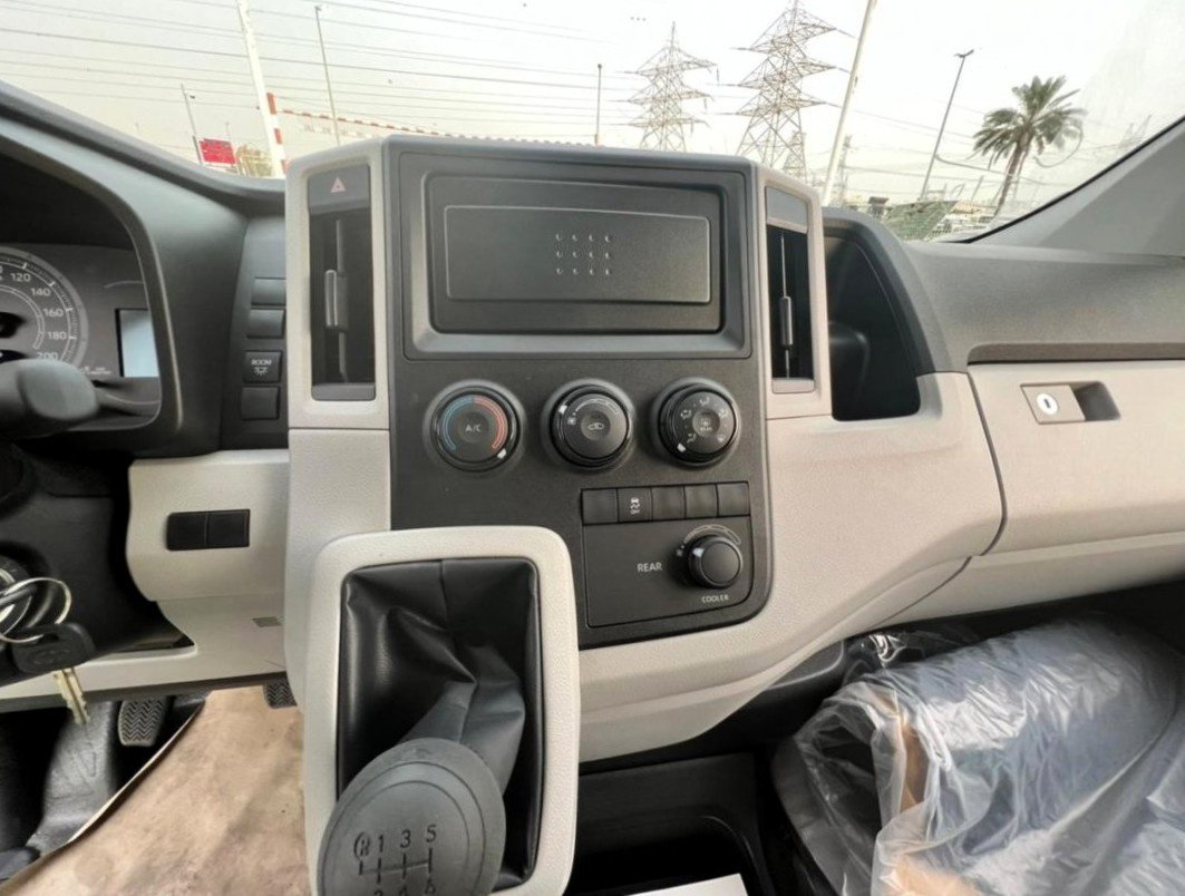 Car Image 2026 TOYOTA Hiace 