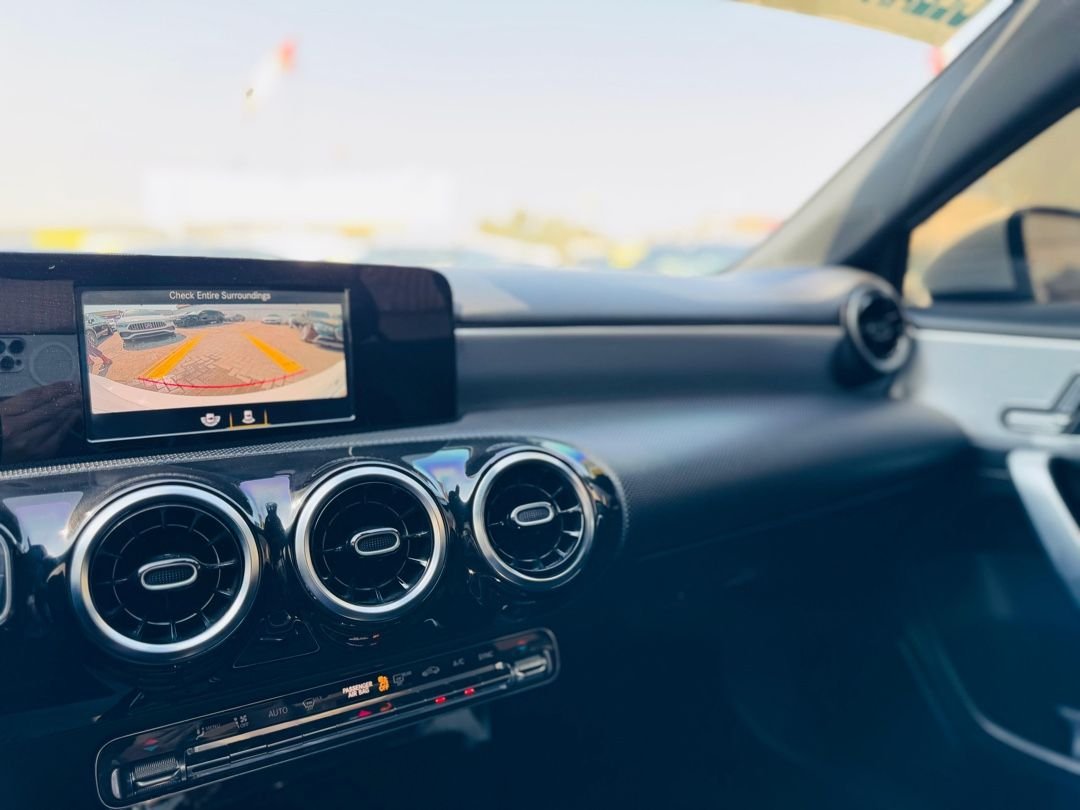 Car Image 2019 MERCEDES A CLASS 