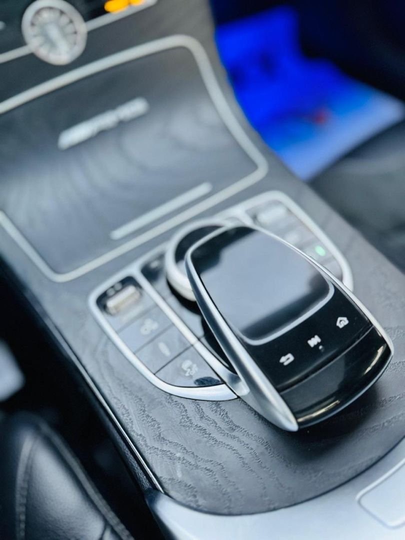 Car Image 2020 MERCEDES C Class 