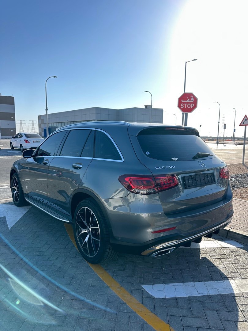 Car Image 2020 MERCEDES GLC CLASS 