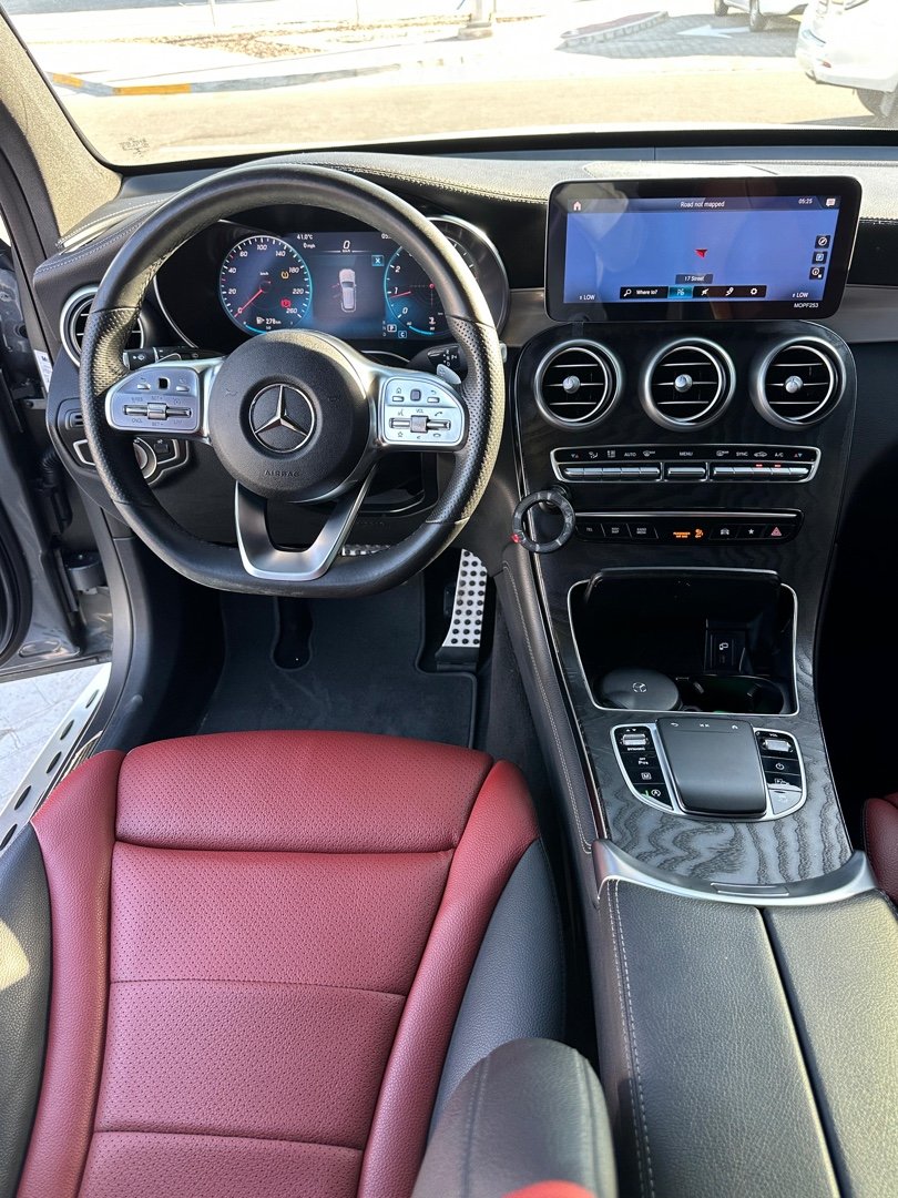 Car Image 2020 MERCEDES GLC CLASS 