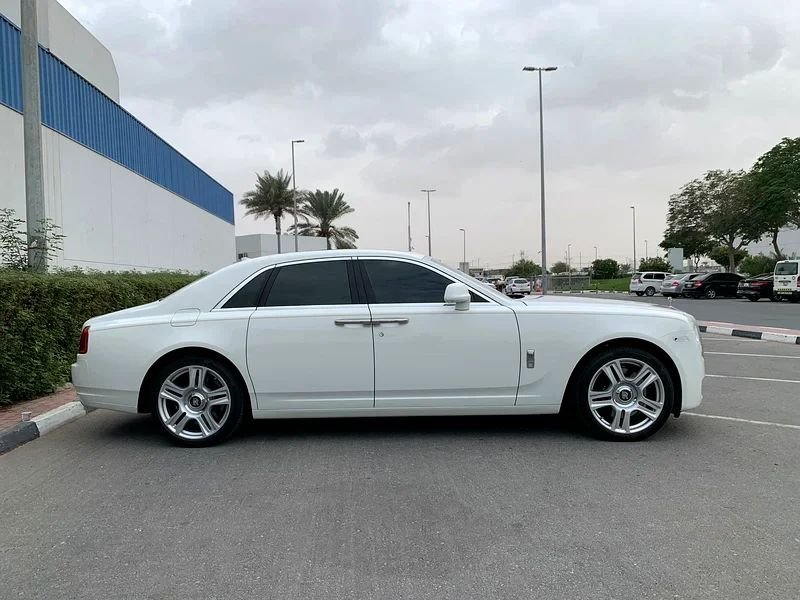 Car Image 2016 ROLLS ROYCE GHOST 