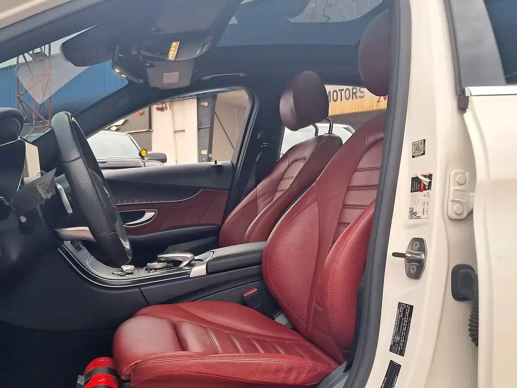 Car Image 2019 MERCEDES C Class 