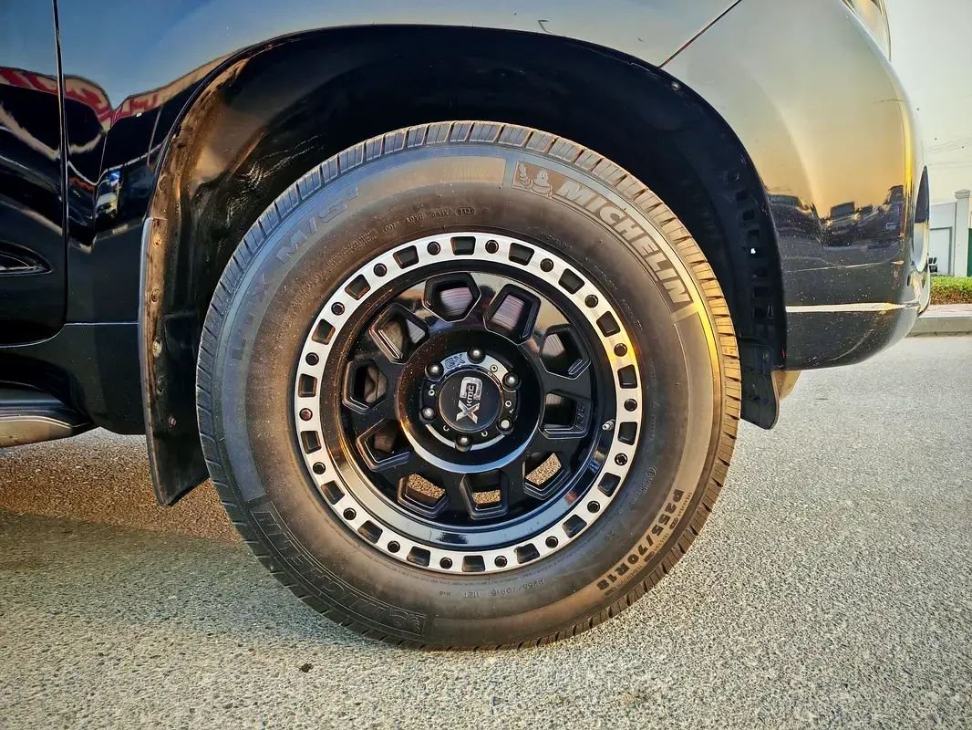 Car Image 2017 TOYOTA Prado 