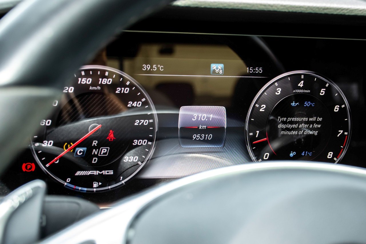 Car Image 2018 MERCEDES E Class 