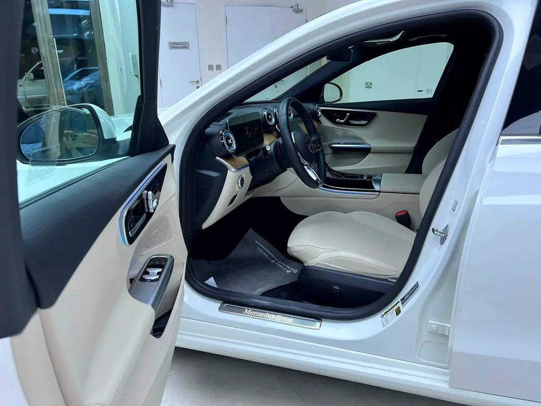 Car Image 2022 MERCEDES C Class 
