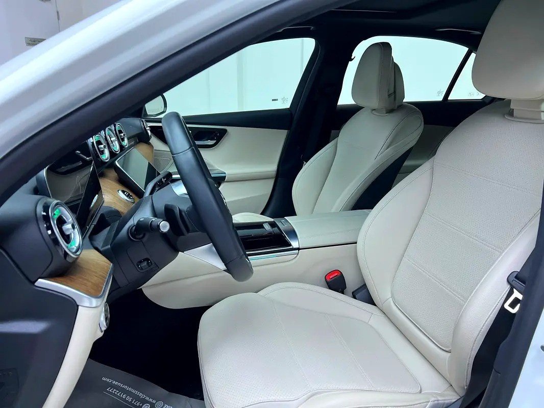 Car Image 2022 MERCEDES C Class 