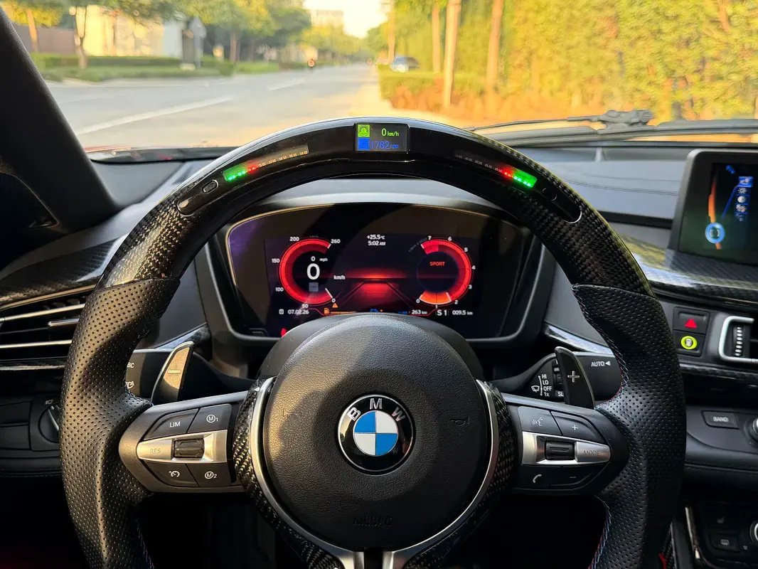 Car Image 2017 BMW i8 