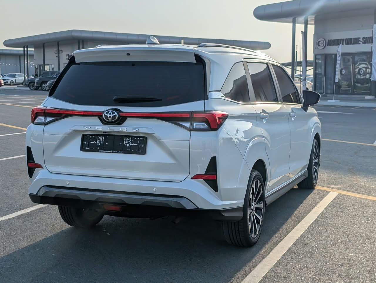 Car Image 2024 TOYOTA VELOZ 