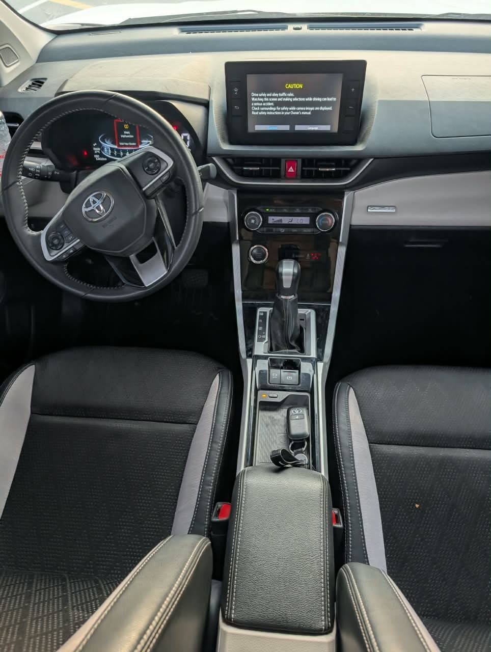 Car Image 2024 TOYOTA VELOZ 
