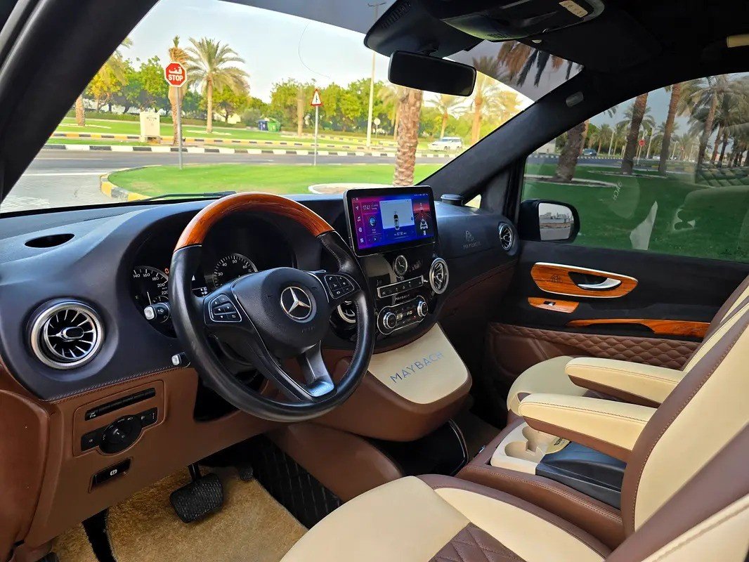 Car Image 2017 MERCEDES V  CLASS 