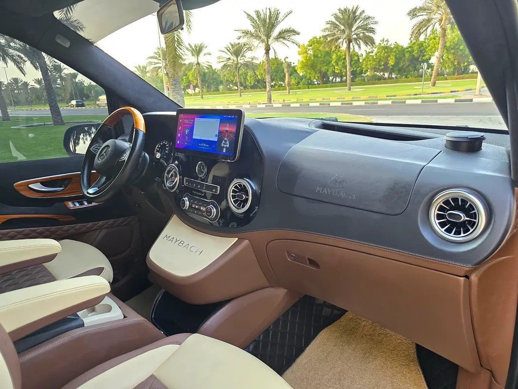 Car Image 2017 MERCEDES V  CLASS 
