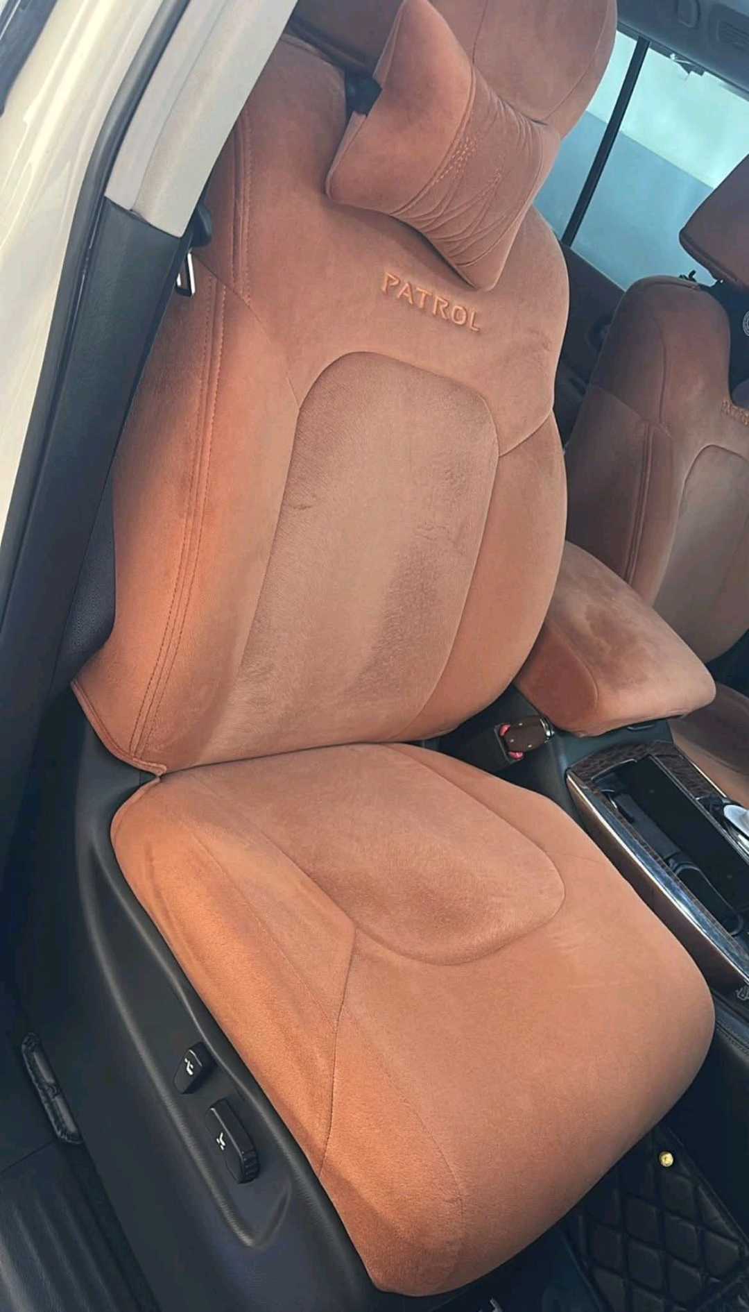 Car Image 2016 NISSAN PATROL 