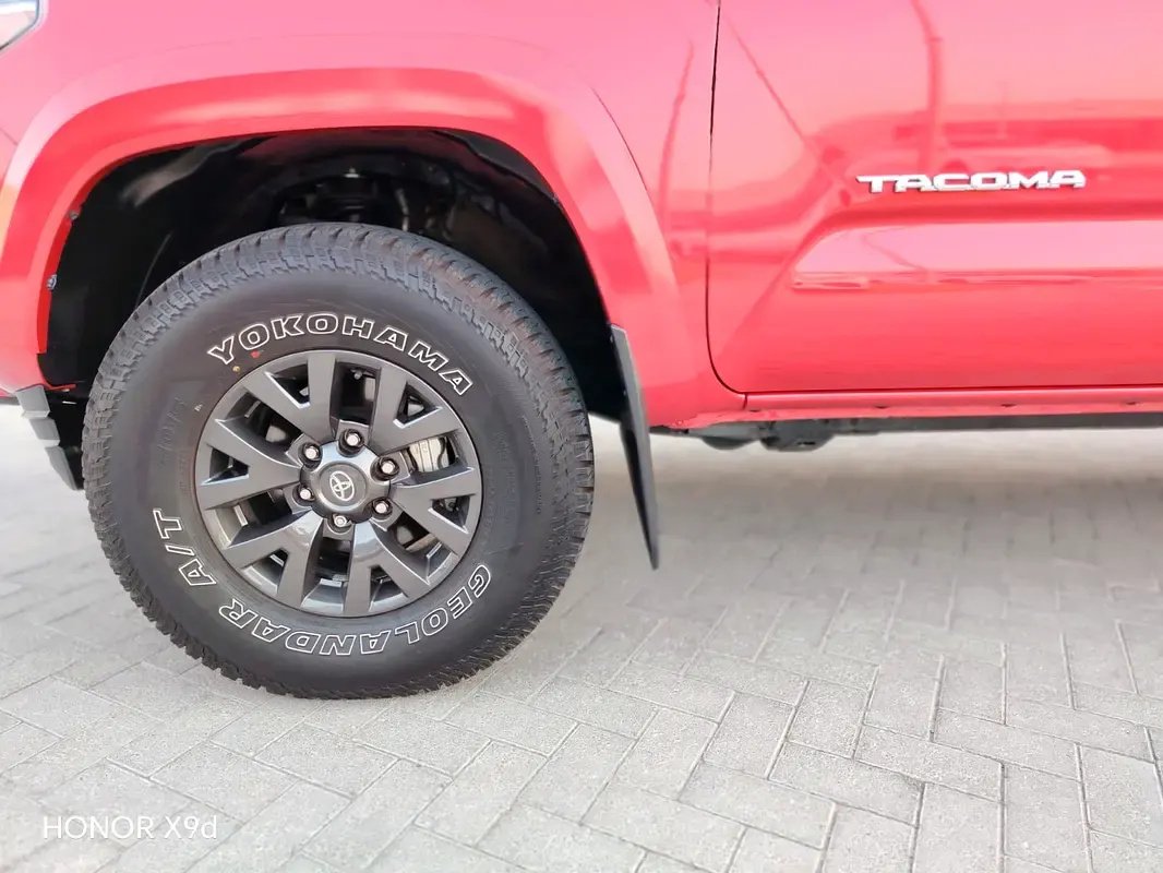 Car Image 2022 TOYOTA TACOMA 