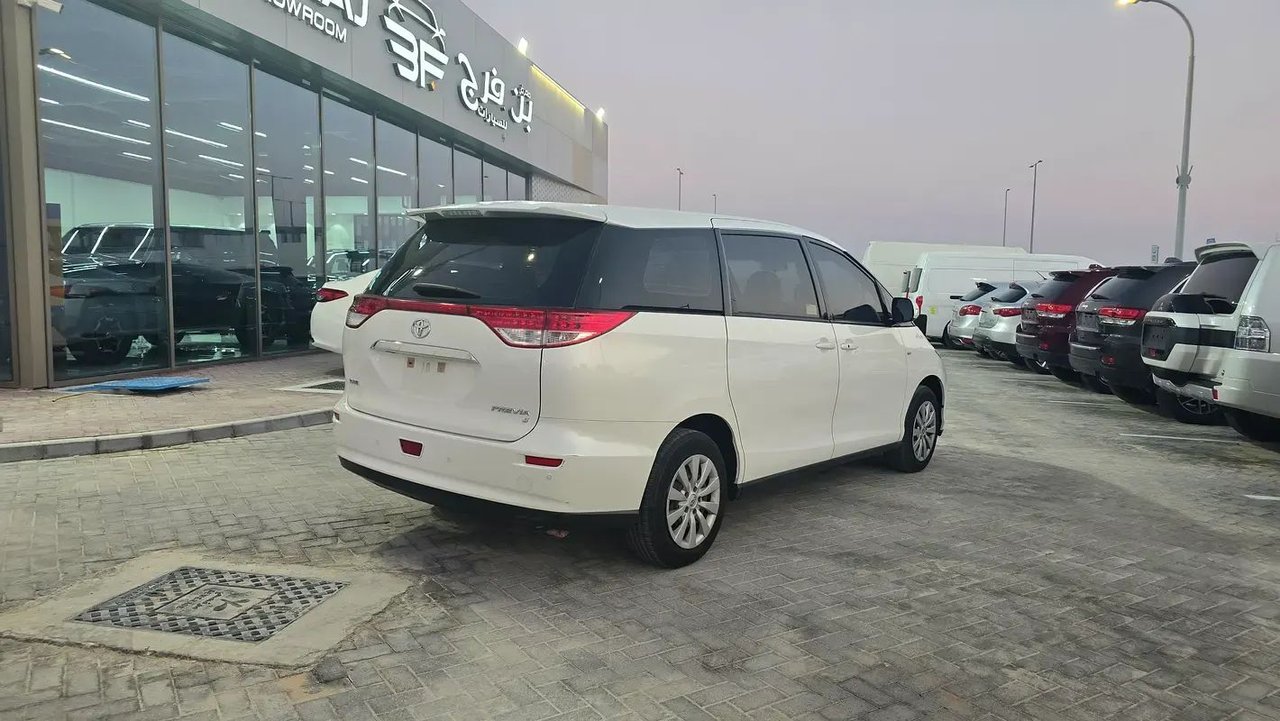 Car Image 2018 TOYOTA PREVIA 