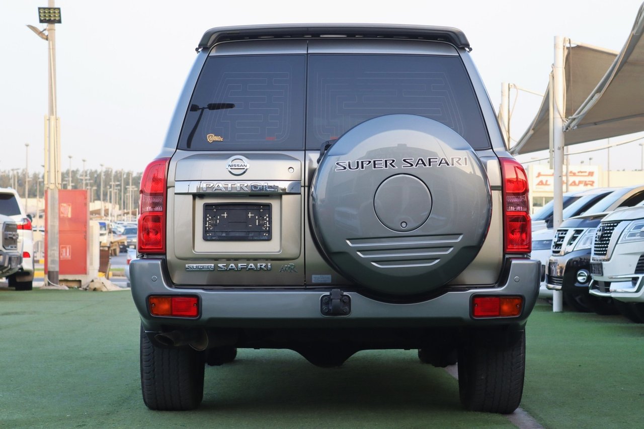 Car Image 2020 NISSAN PATROL 