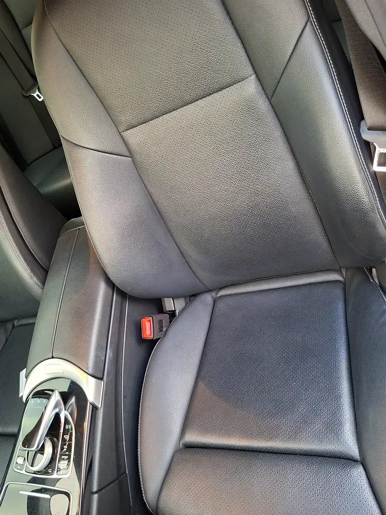Car Image 2019 MERCEDES C Class 