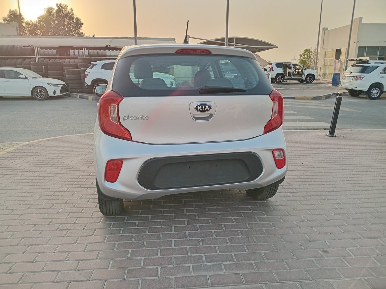 Car Image 2021 KIA PICANTO LX