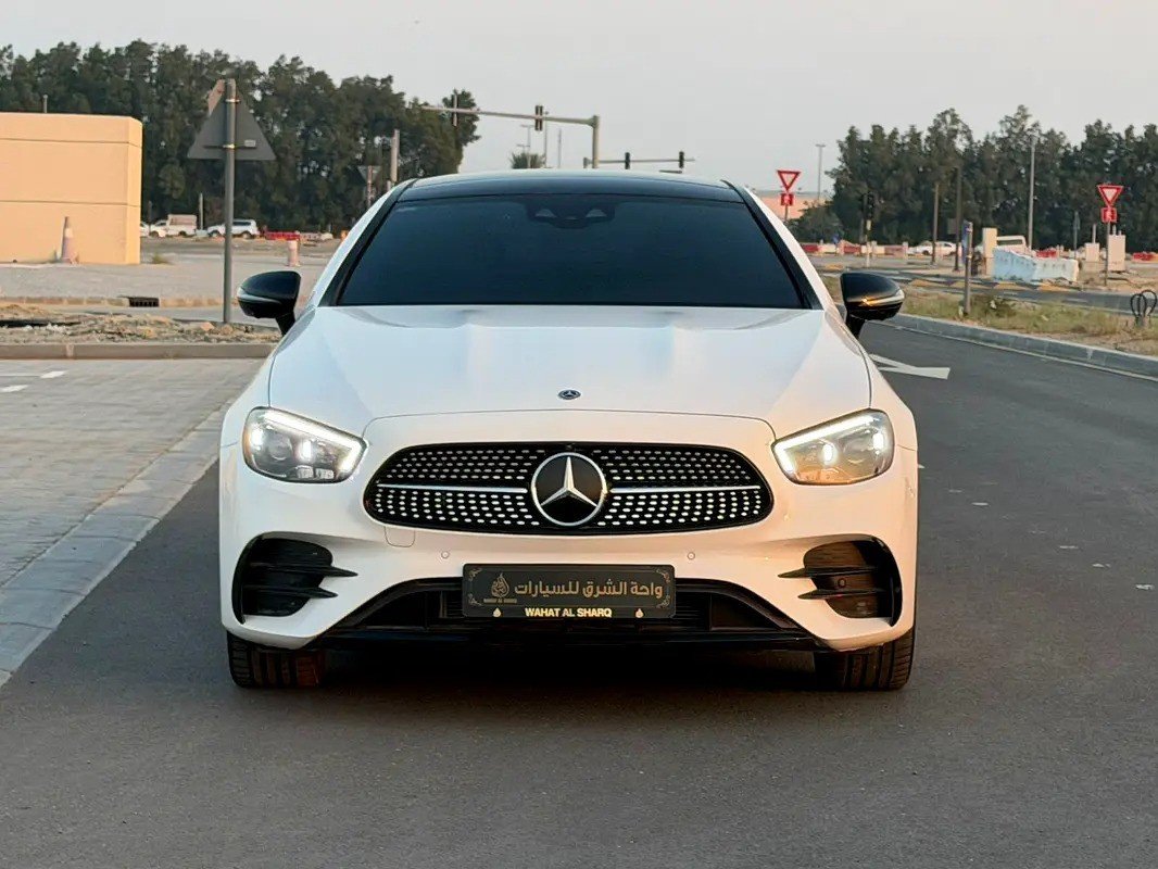 Car Image 2019 MERCEDES E Class 