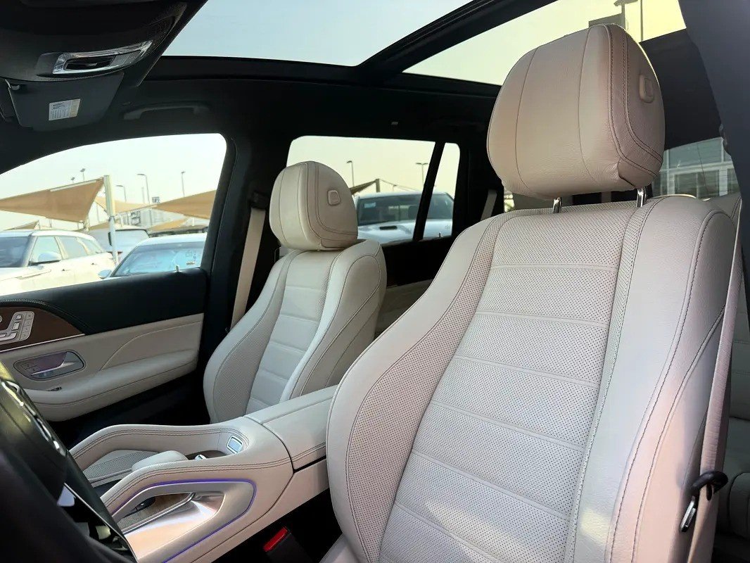 Car Image 2024 MERCEDES GLS CLASS 
