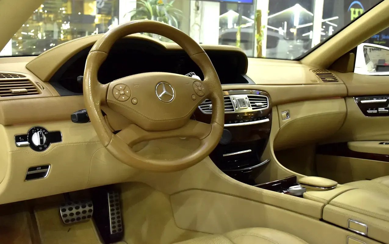 Car Image 2011 MERCEDES CL CLASS 