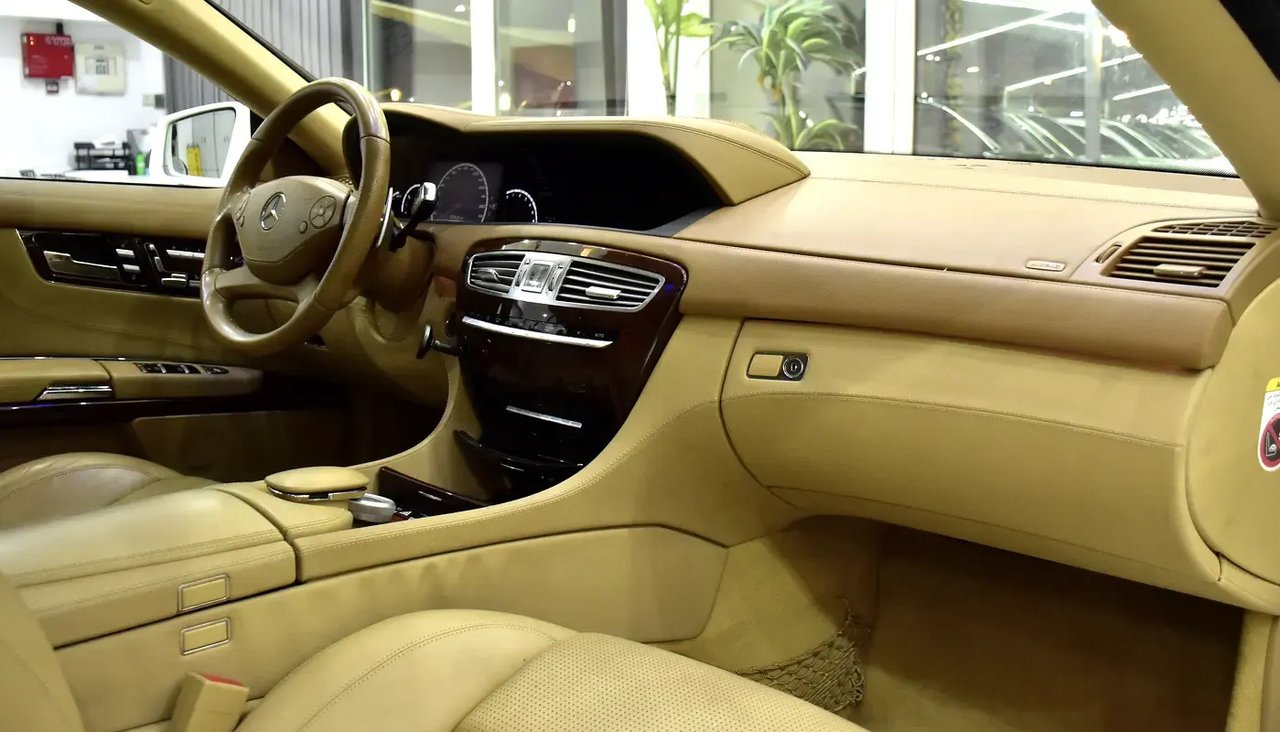 Car Image 2011 MERCEDES CL CLASS 