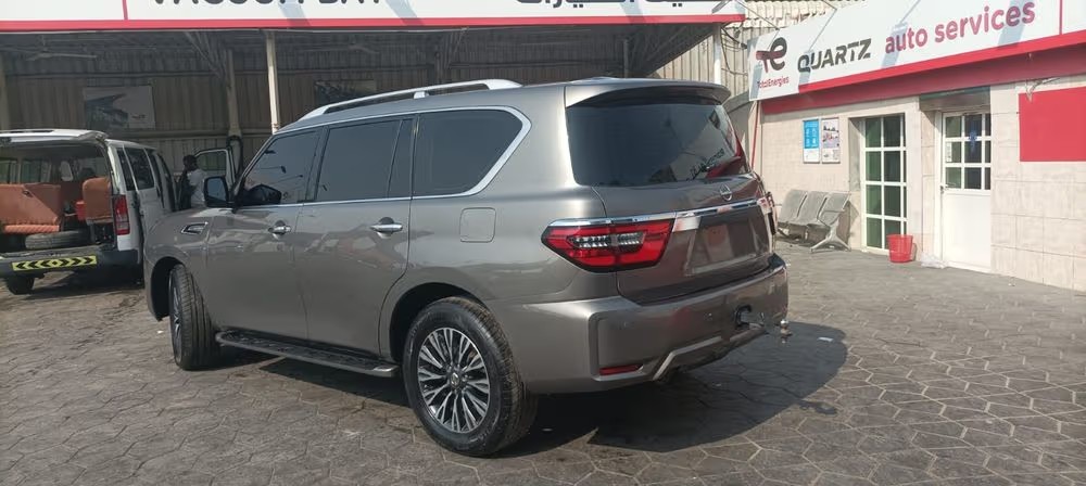 Car Image 2017 NISSAN PATROL Platinum