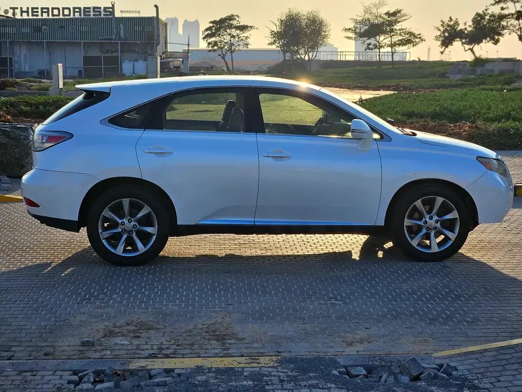 Car Image 2009 LEXUS RX 