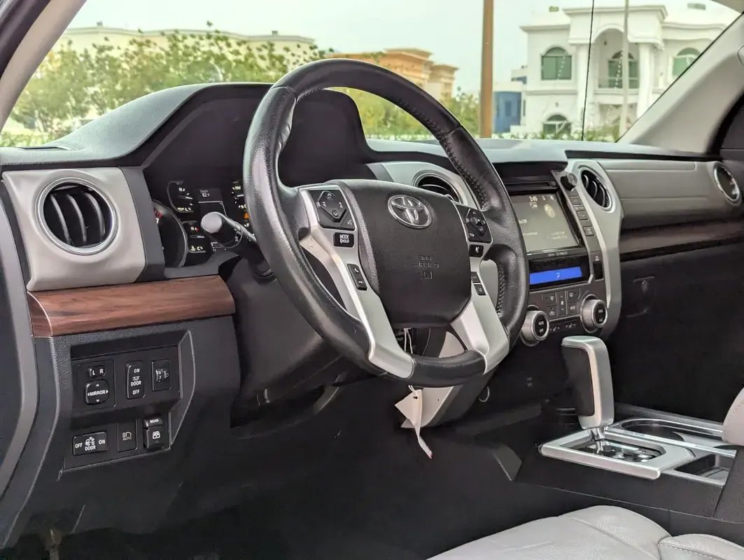 Car Image 2019 TOYOTA TUNDRA 