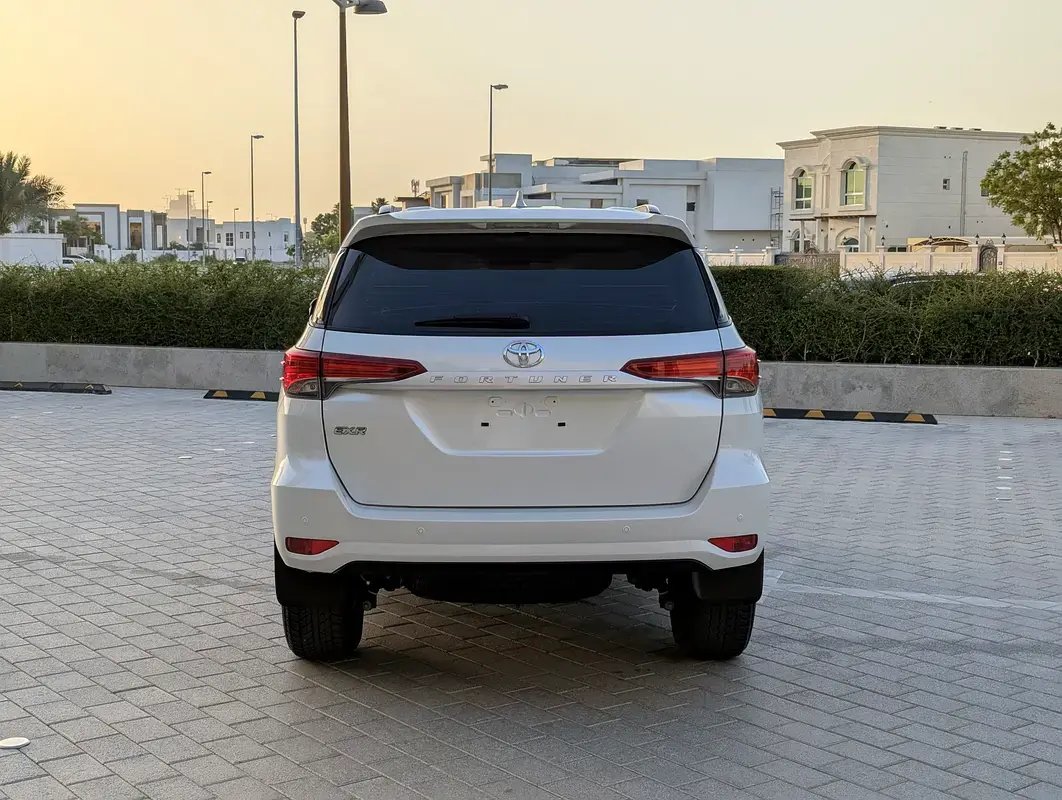 Car Image 2024 TOYOTA FORTUNER 