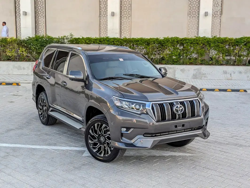 TOYOTA Prado  2012