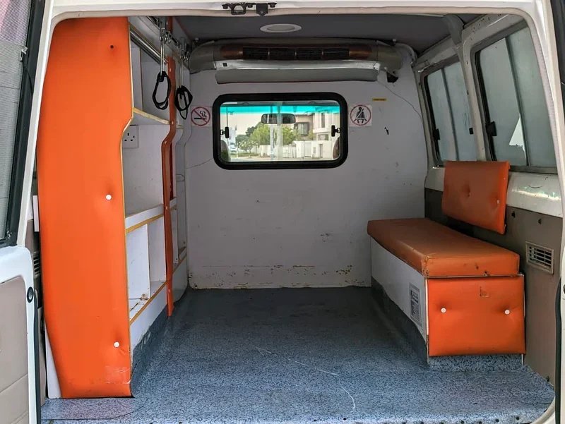 Car Image 2019 TOYOTA LAND CRUISER 