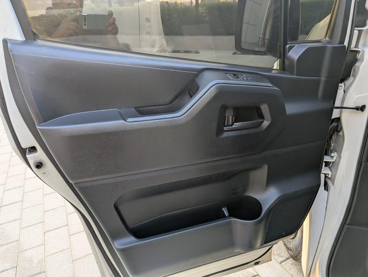 Car Image 2021 TOYOTA Hiace 