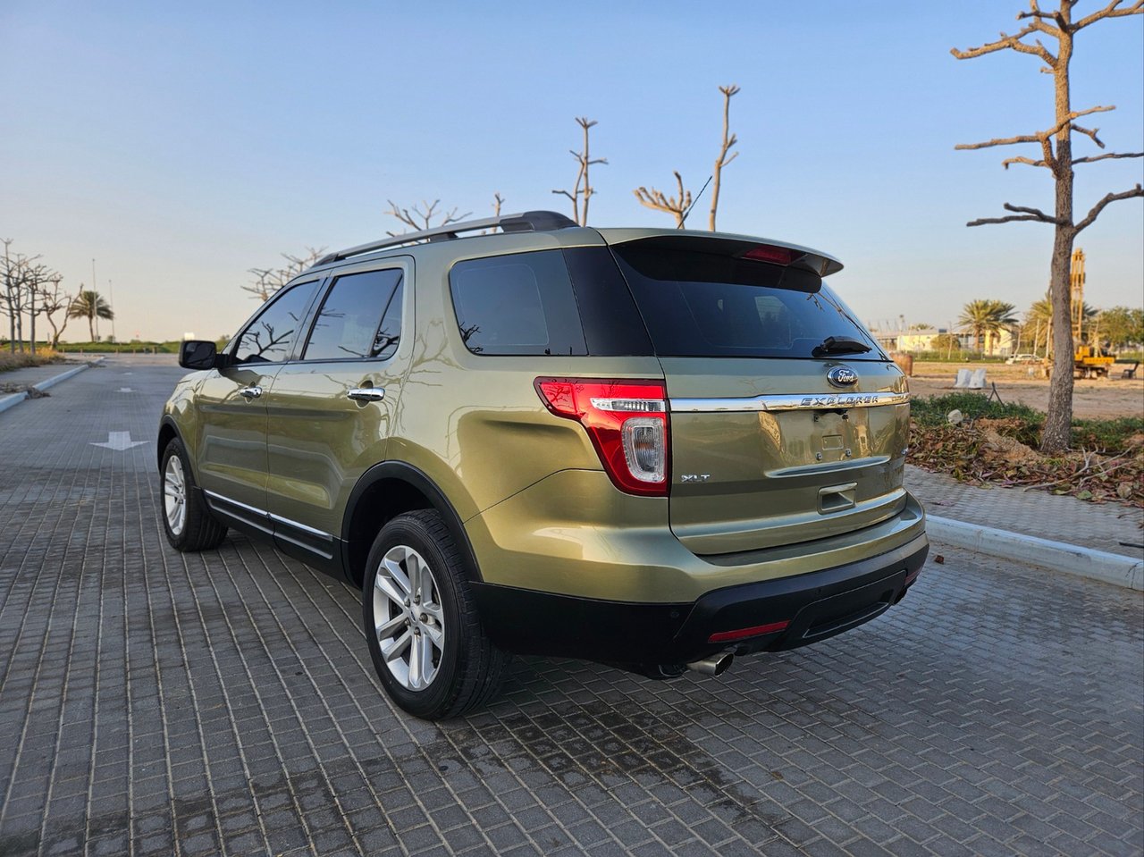 Car Image 2013 FORD EXPLORER 