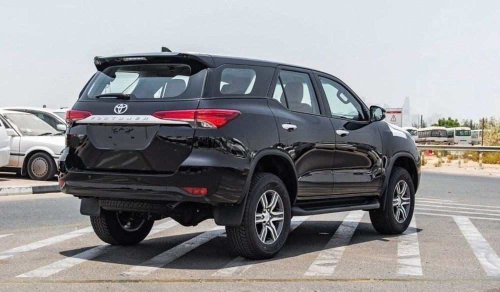 Car Image 2025 TOYOTA FORTUNER 