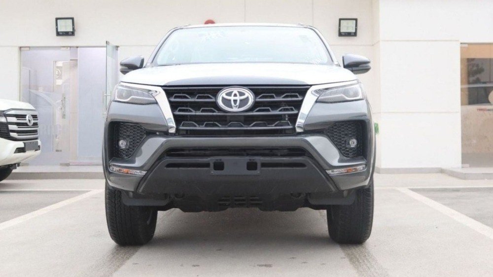 Car Image 2024 TOYOTA FORTUNER 