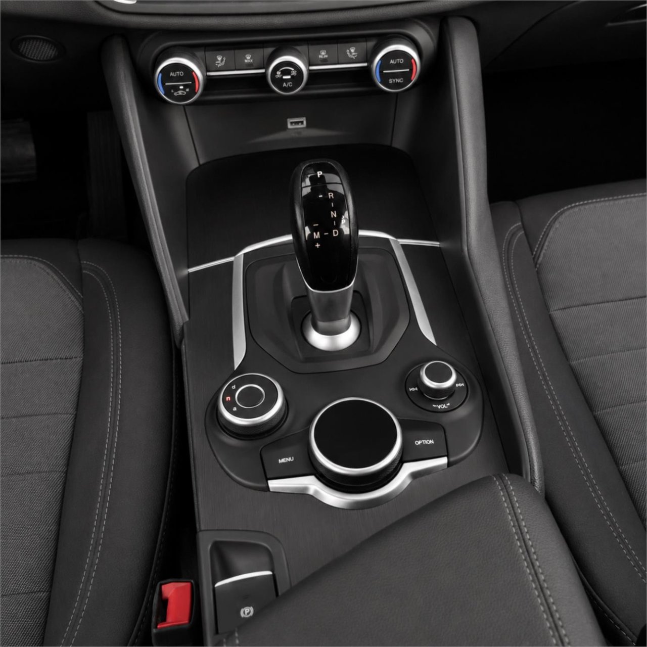Car Image 2019 ALFA ROMEO GIULIA 