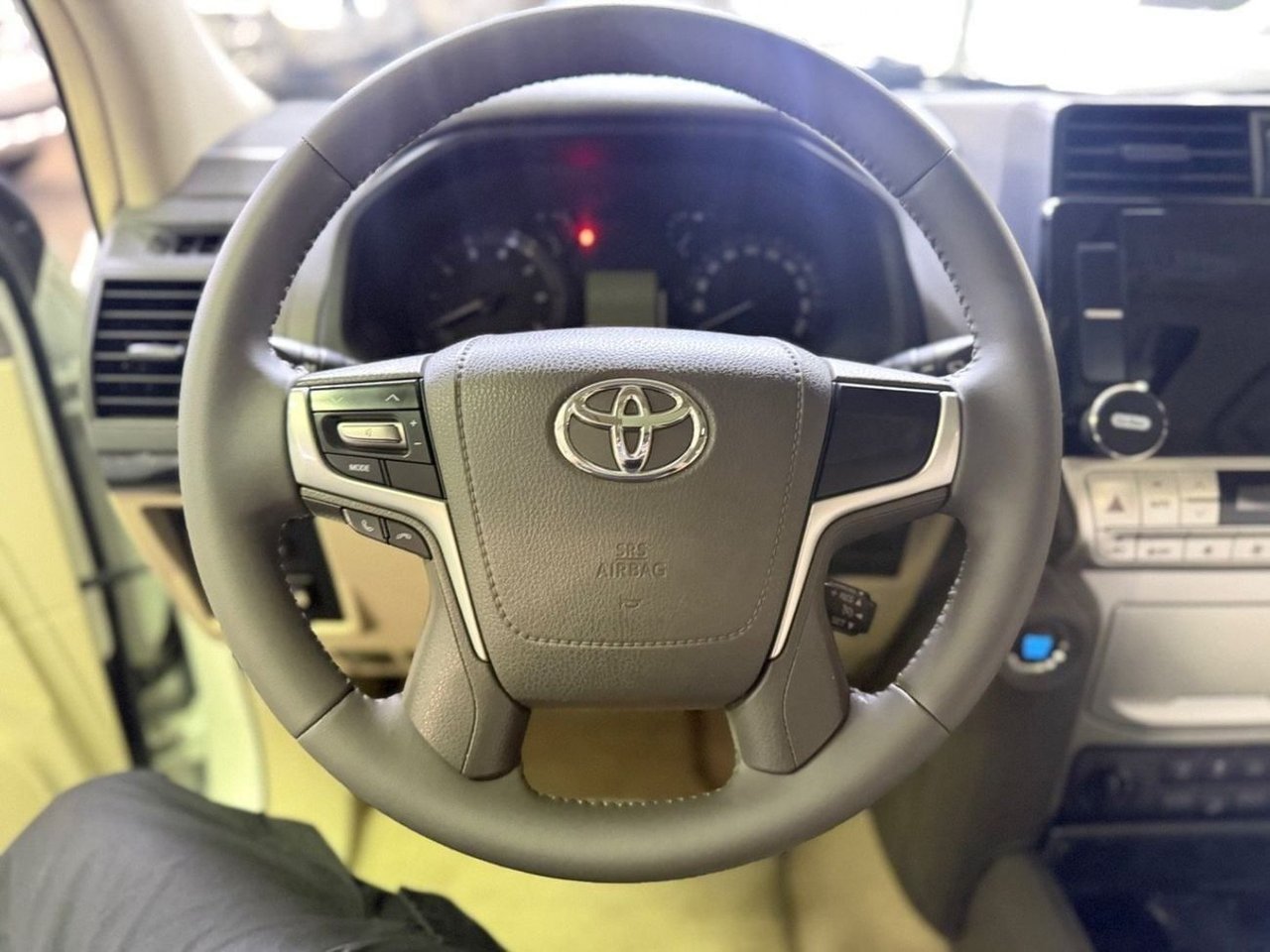 Car Image 2022 TOYOTA Prado 