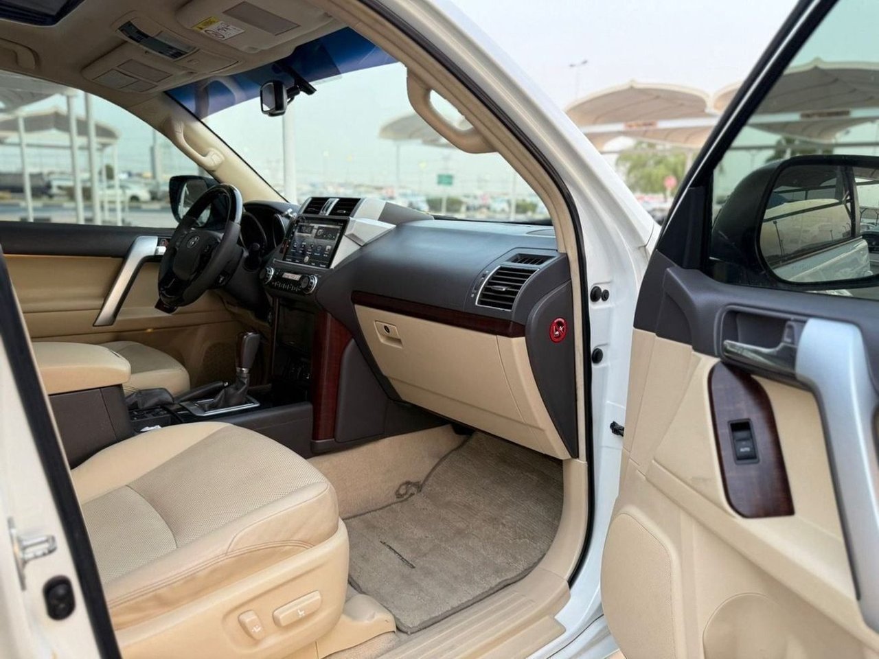 Car Image 2016 TOYOTA Prado 