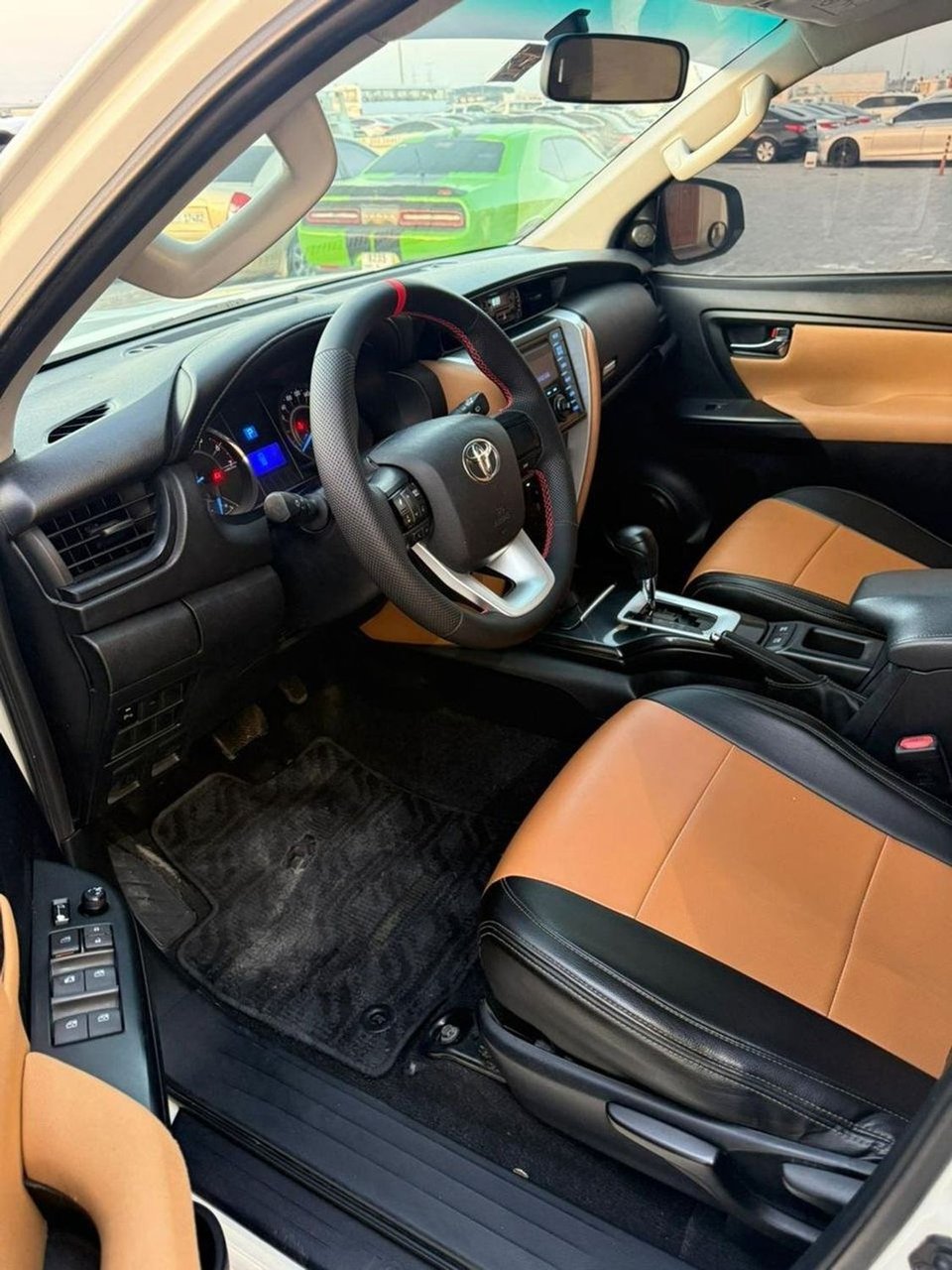 Car Image 2016 TOYOTA FORTUNER 