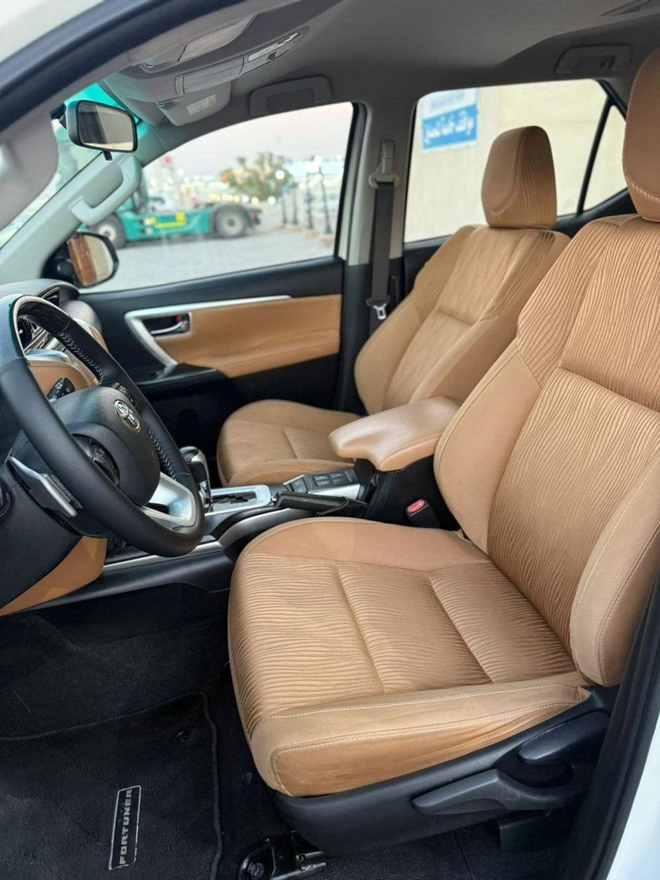 Car Image 2020 TOYOTA FORTUNER 