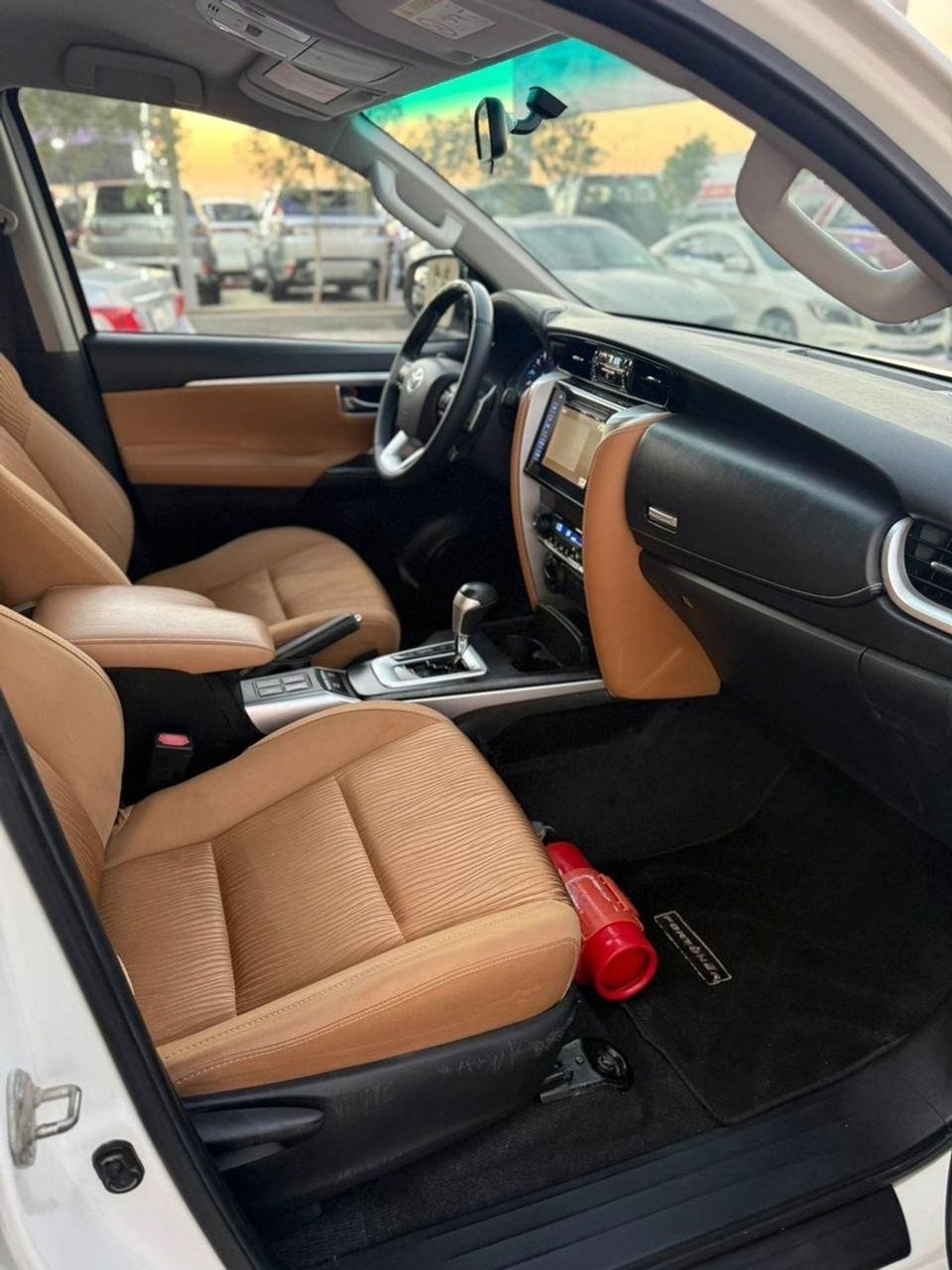 Car Image 2020 TOYOTA FORTUNER 