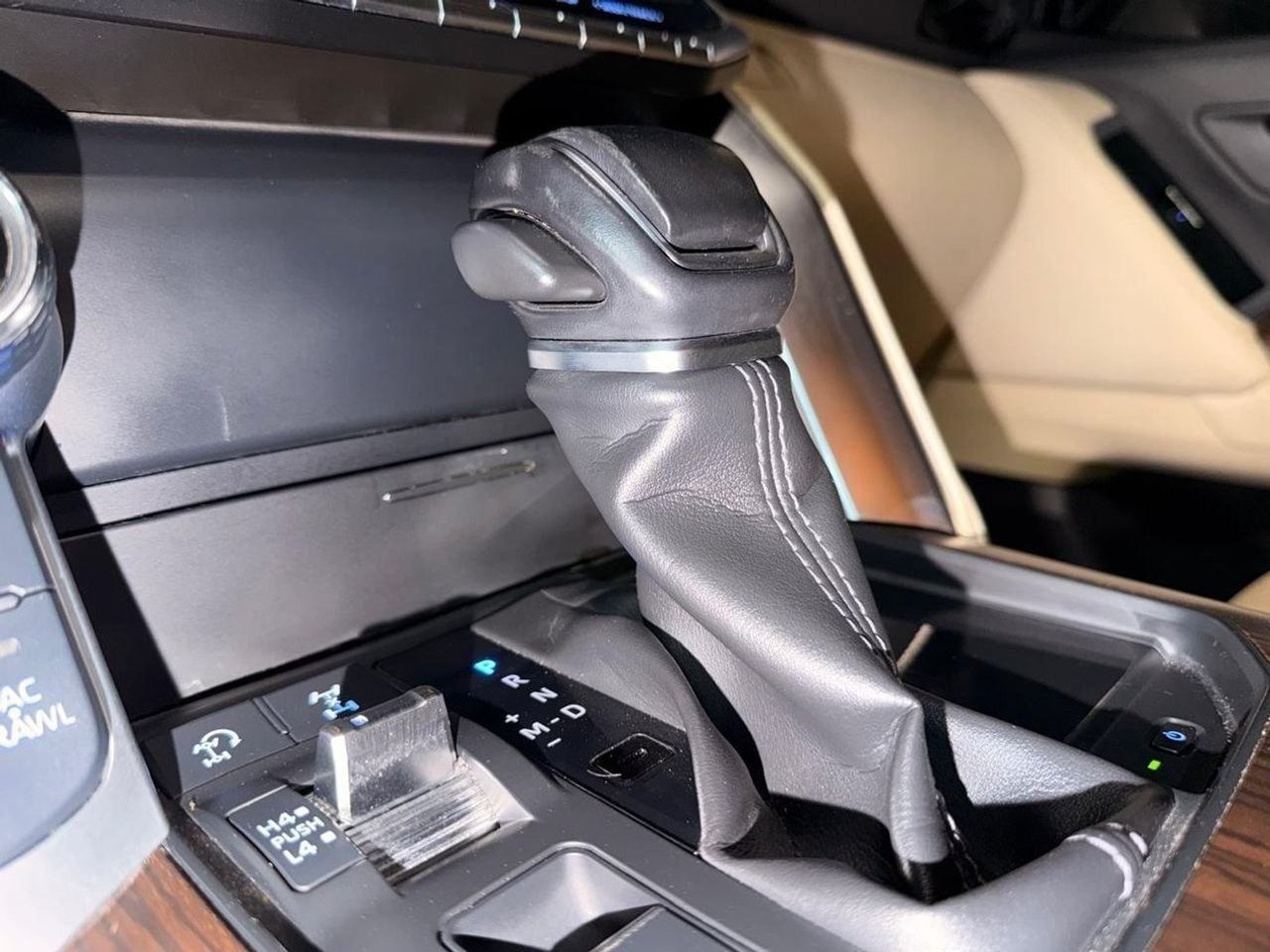 Car Image 2022 TOYOTA LAND CRUISER 