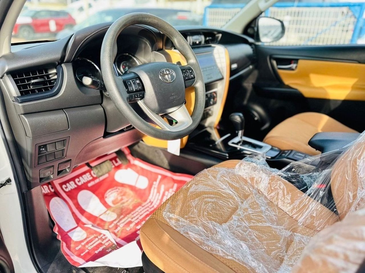 Car Image 2020 TOYOTA FORTUNER 