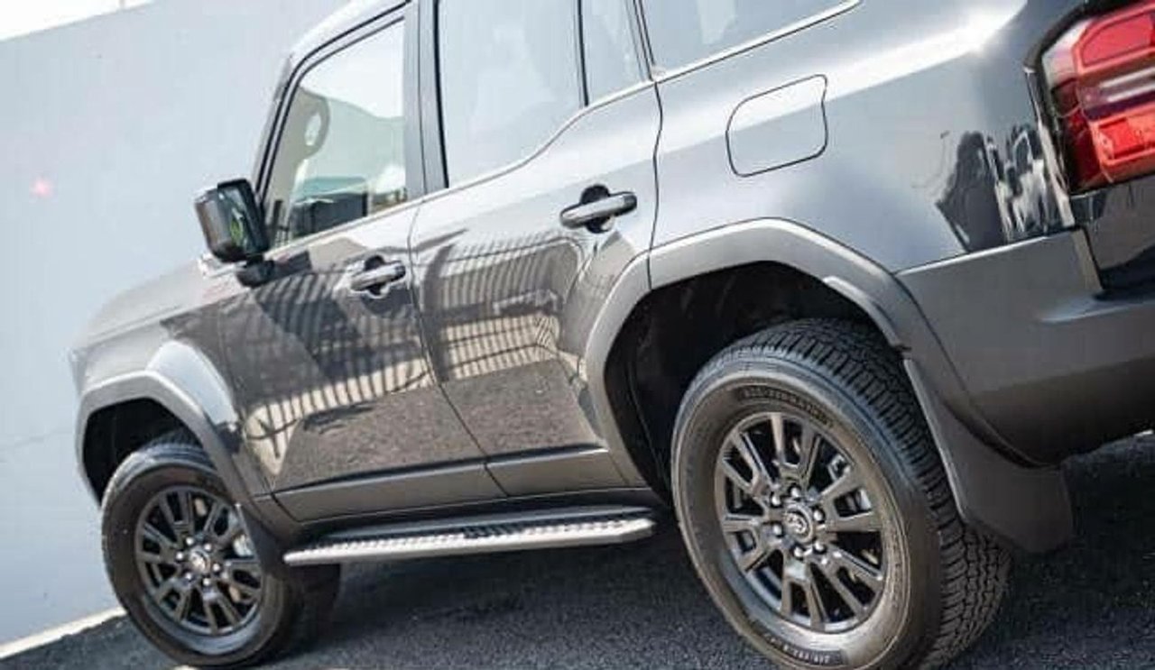 Car Image 2025 TOYOTA Prado 