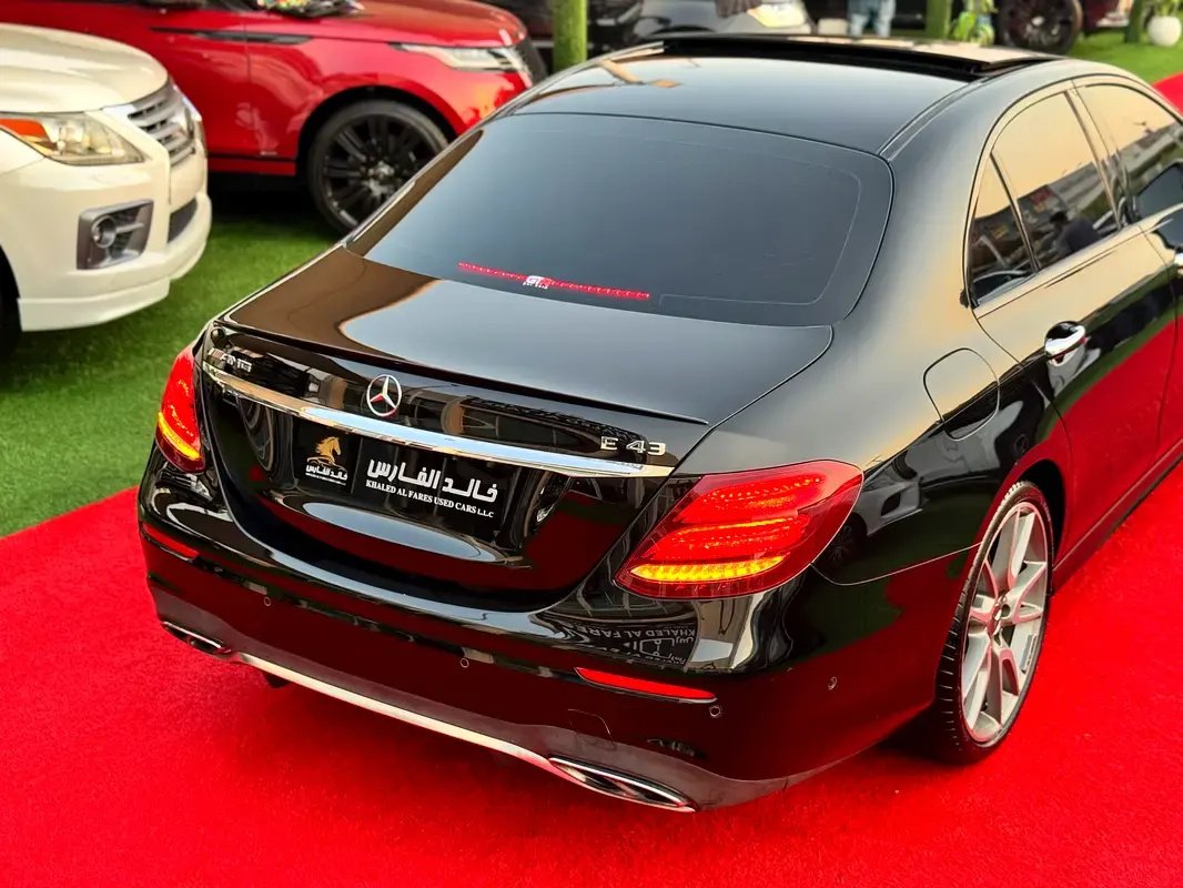 Car Image 2017 MERCEDES E Class 