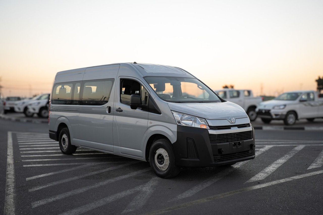 TOYOTA Hiace  2026