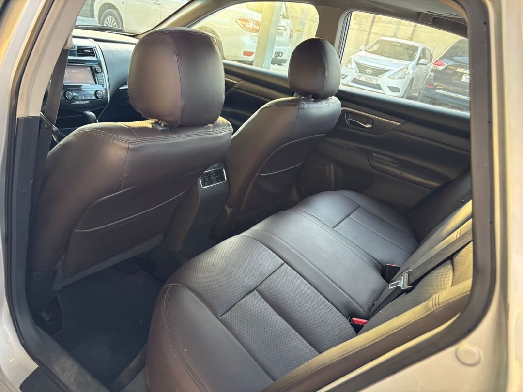 Car Image 2013 NISSAN ALTIMA SL