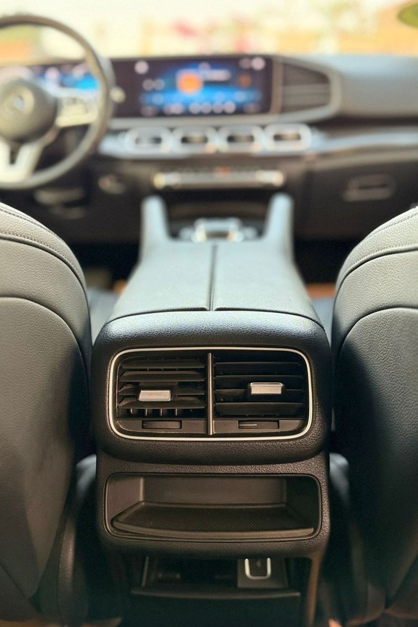 Car Image 2020 MERCEDES GLE CLASS 